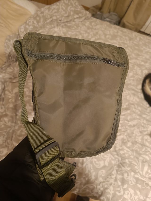 Riñonera o pernera moto