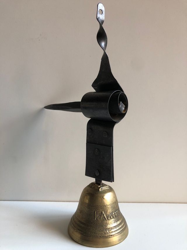 Campanilla de laton y hierro forjado Auvergne