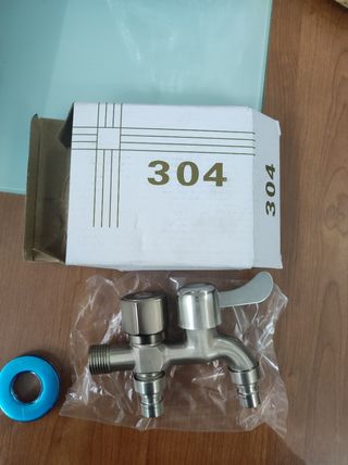 Grifo doble salida 304