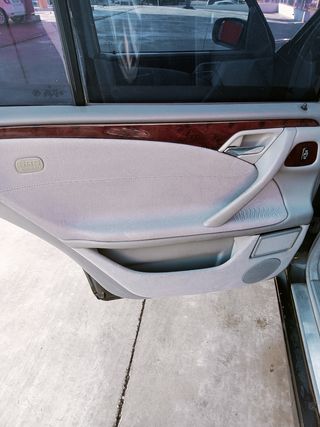 Mercedes-Benz Clase E 2004