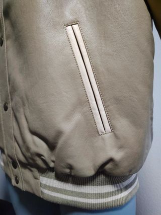 🔥🔥🔥 Bomber Varsity KARL KANI | Talla L