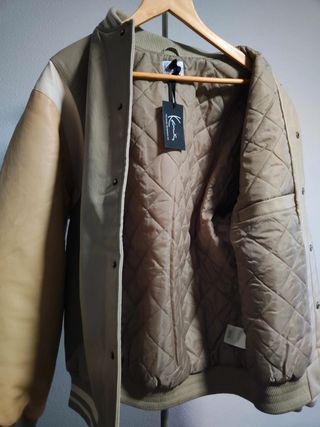 🔥🔥🔥 Bomber Varsity KARL KANI | Talla L