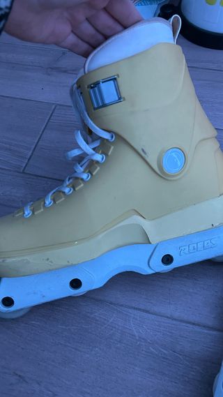 patines de agresivo ROCES amarillos