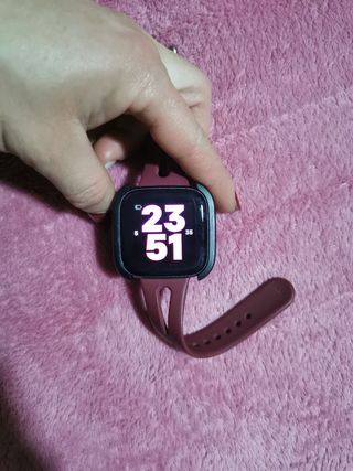Reloj inteligente fitbit versa 2
