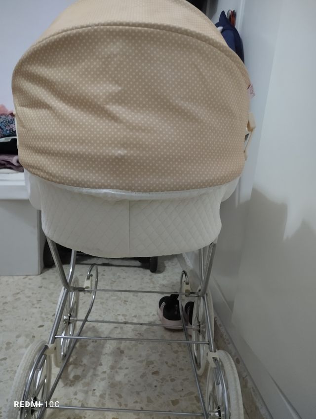 Inglesina juguete. Marca arias.