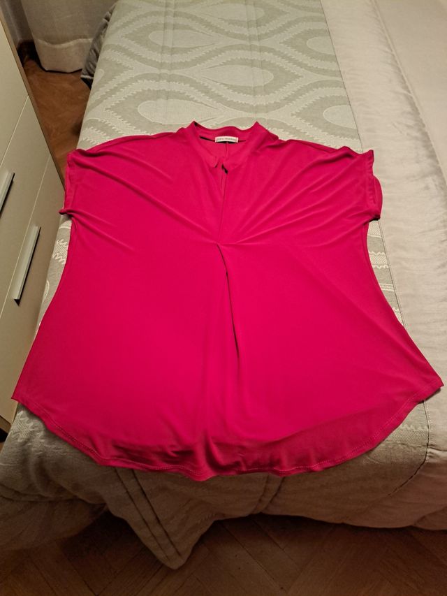 Preciosa Blusa Roja Maria Villalobos