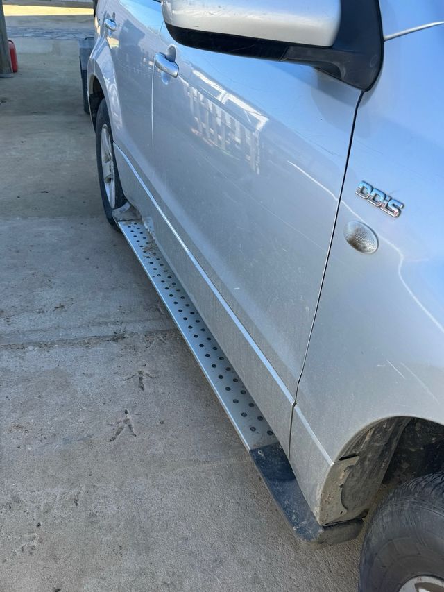 Estriberas Suzuki GandVitara