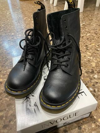 Botas Dr. Martens mujer negras 