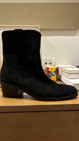 Botines camperos de piel