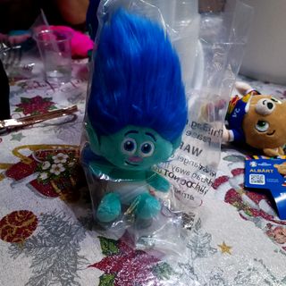 3 peluche Trolls