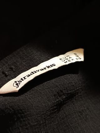 Blusa transparente de Stradivarius