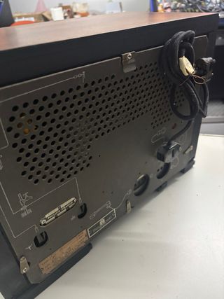 Radio antigua de valvulas philips 520