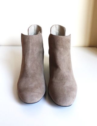 Botines ante con tacón