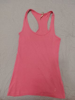 Camiseta de tirantes rosa 