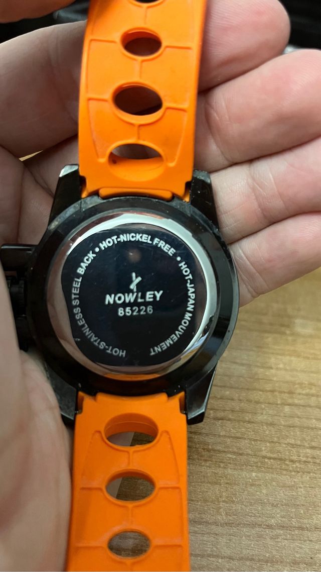 Reloj Nowley Naranja y negro