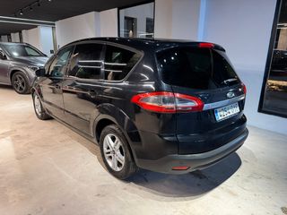 Ford S-MAX 2011