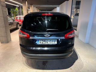 Ford S-MAX 2011