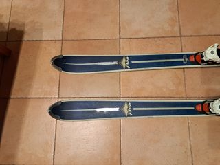 Esquis travesia con focas y cuchillas