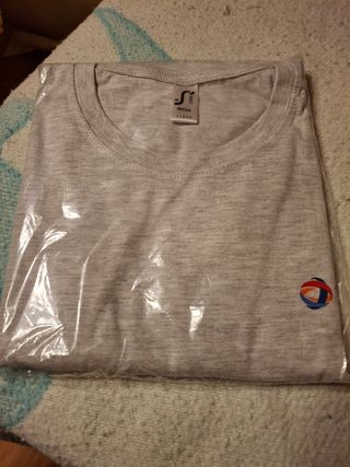 Camiseta y Gorra de regalo.