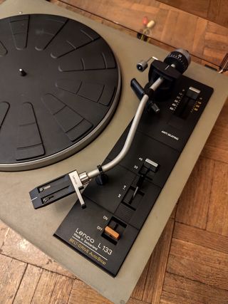 Giradiscos lenco l 133