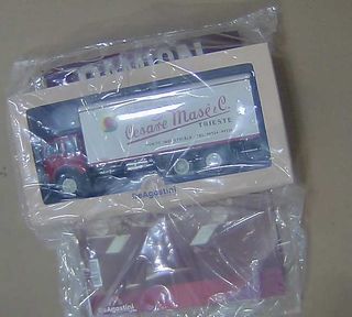 Camion D'Epoca OM TITANO 6x2 Automodello Scala 1:4