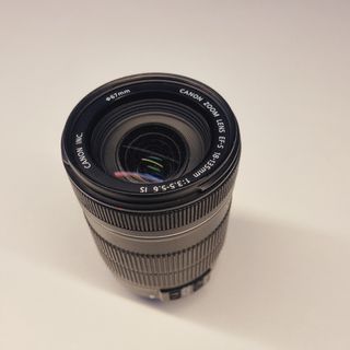 Canon EOS 1000D + 3 objetivos + cargador + SD