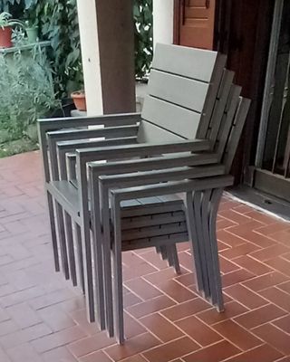 Tavolo da esterno con 4 sedie