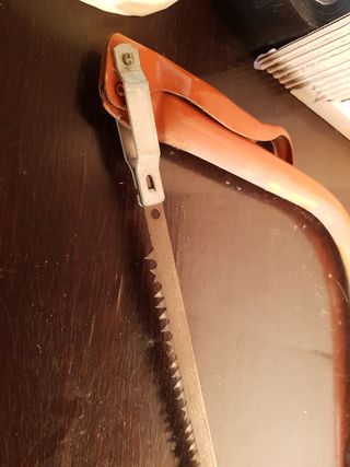 Sierra de carpintero.  Ideal