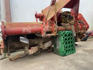 Fresa rotovator Agric para tractor