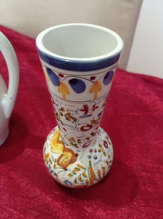 Oggetti vintage piattino e brocche