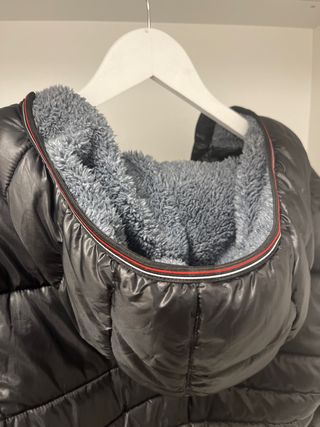 Cazadora Levis.164 cm. 14 años.