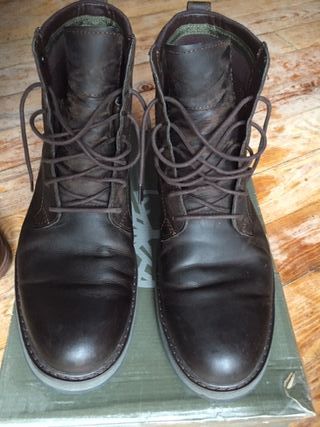 Botas Timberland cuero marrón oscuro talla 44.