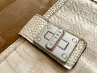 Cartera billetera monedero Guess