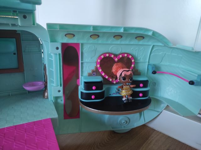 Caravana LOL Surprise +2 muñecas LOL