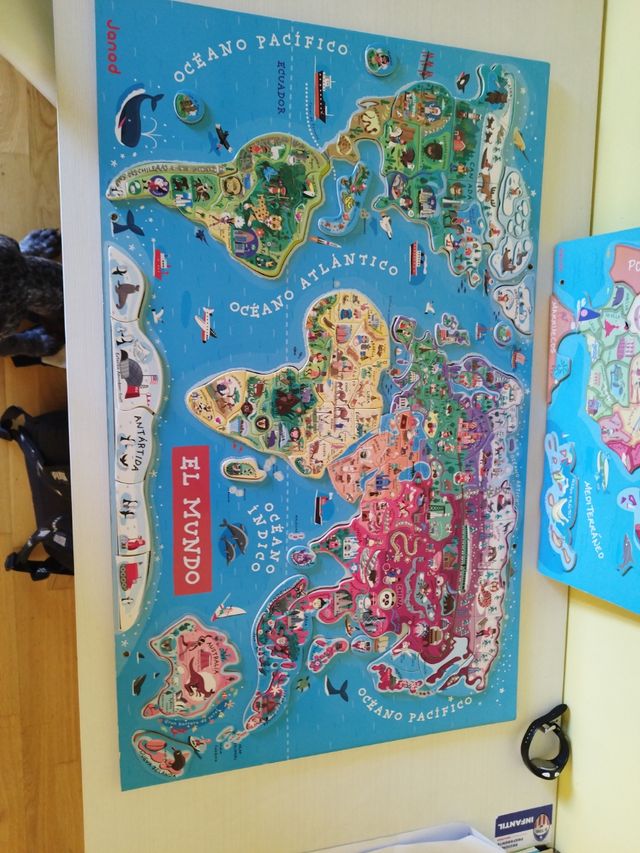 Mapa de imanes del mundo y de España 