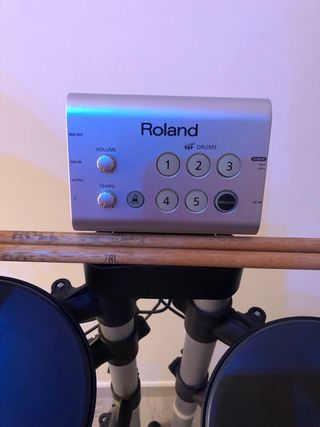 Batteria elettronica Roland HD-1, Vdrums compatta