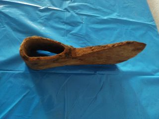 Hacha, Azada y pico antiguo