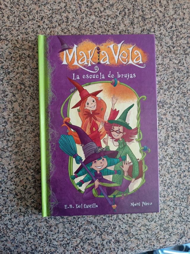 La escuela de brujas (Serie Makia Vela 1) (Spanish Edition)