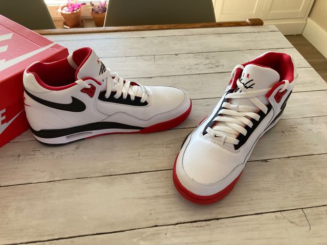 Nike flight legacy 44