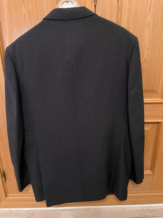 Traje caballero corte clásico gris