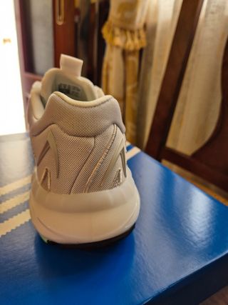 Adidas Xare BOOST n43 sin estrenar