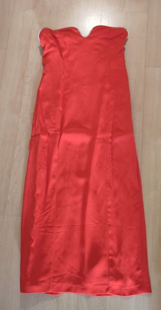 Vestido de fiesta palabra de honor rojo.Fin de Año
