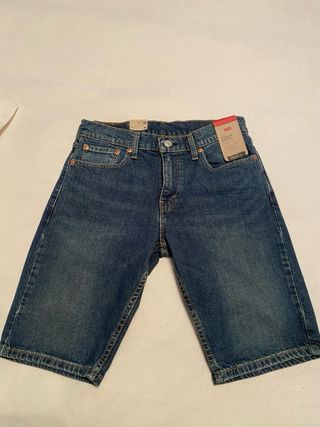 Bermuda vaquera Levis