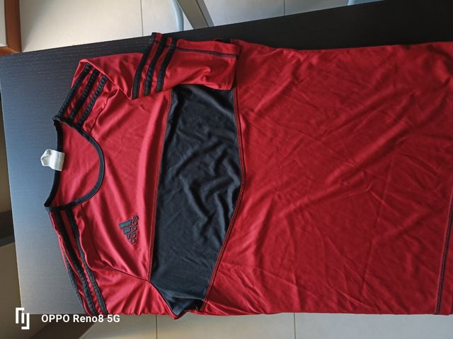 Maglia sportiva Adidas 