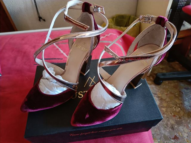 Zapatos de tacón alto de terciopelo