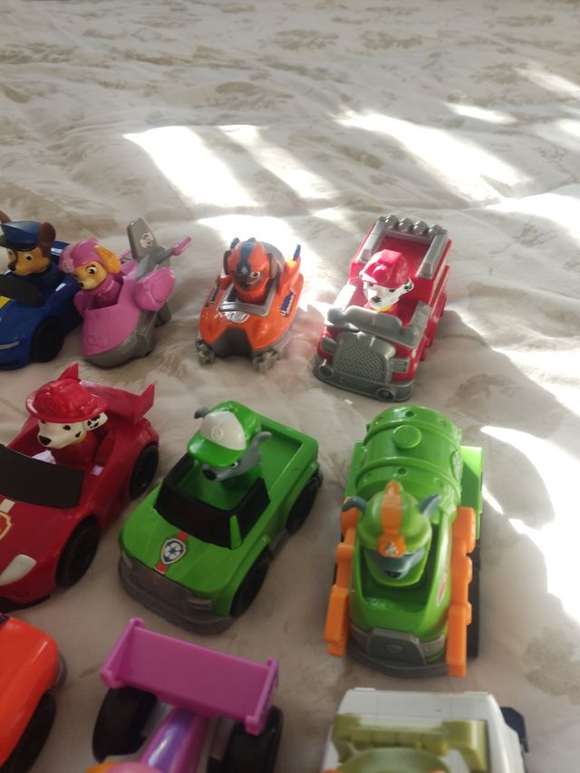 Lote de patrulla canina compactos