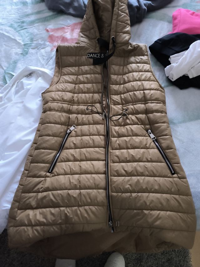 Chaleco beige mujer larga go