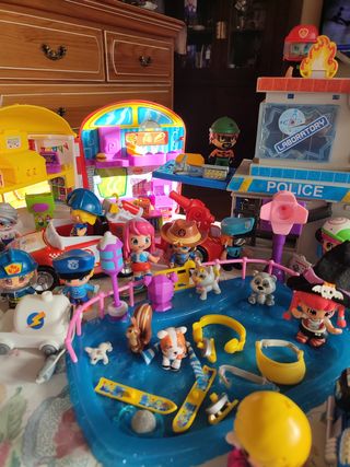 Juguete,pinypon lote (muchos son action)