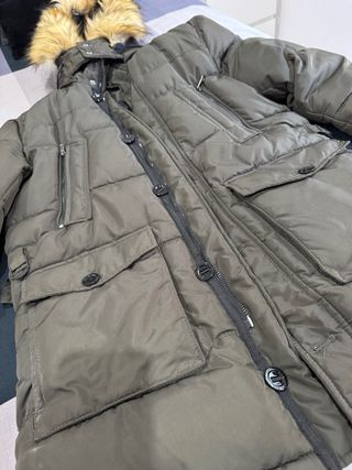 ABRIGO PARKA ZARA