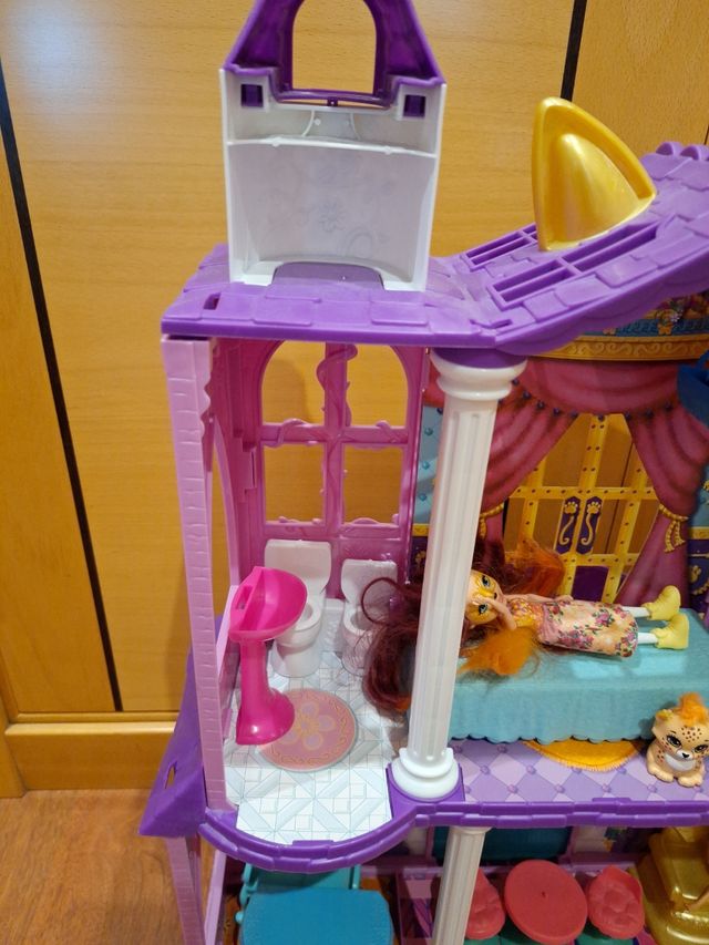 Castillo enchantimals